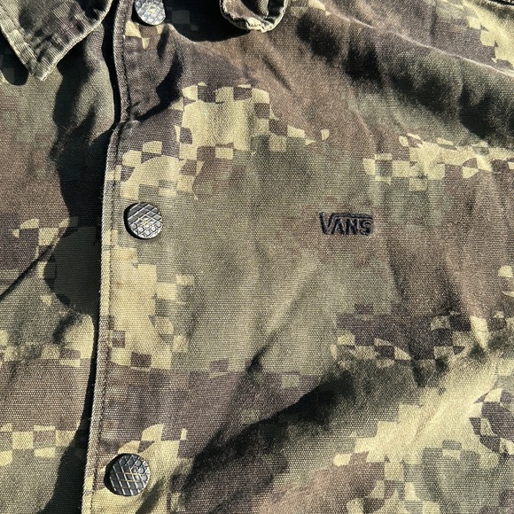Vans Digital Pixel Camo pattern snap button Jacket Army Green Size Small - Picture 2 of 10